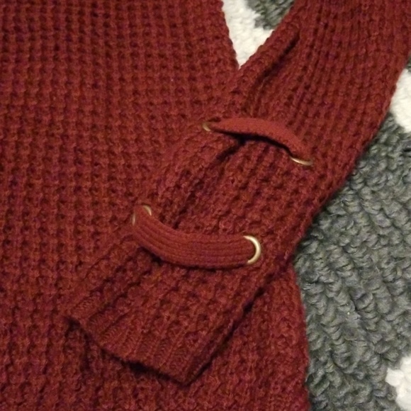 Sweater - Picture 3 of 3